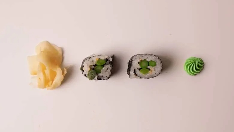 Spicy Asparagus Roll