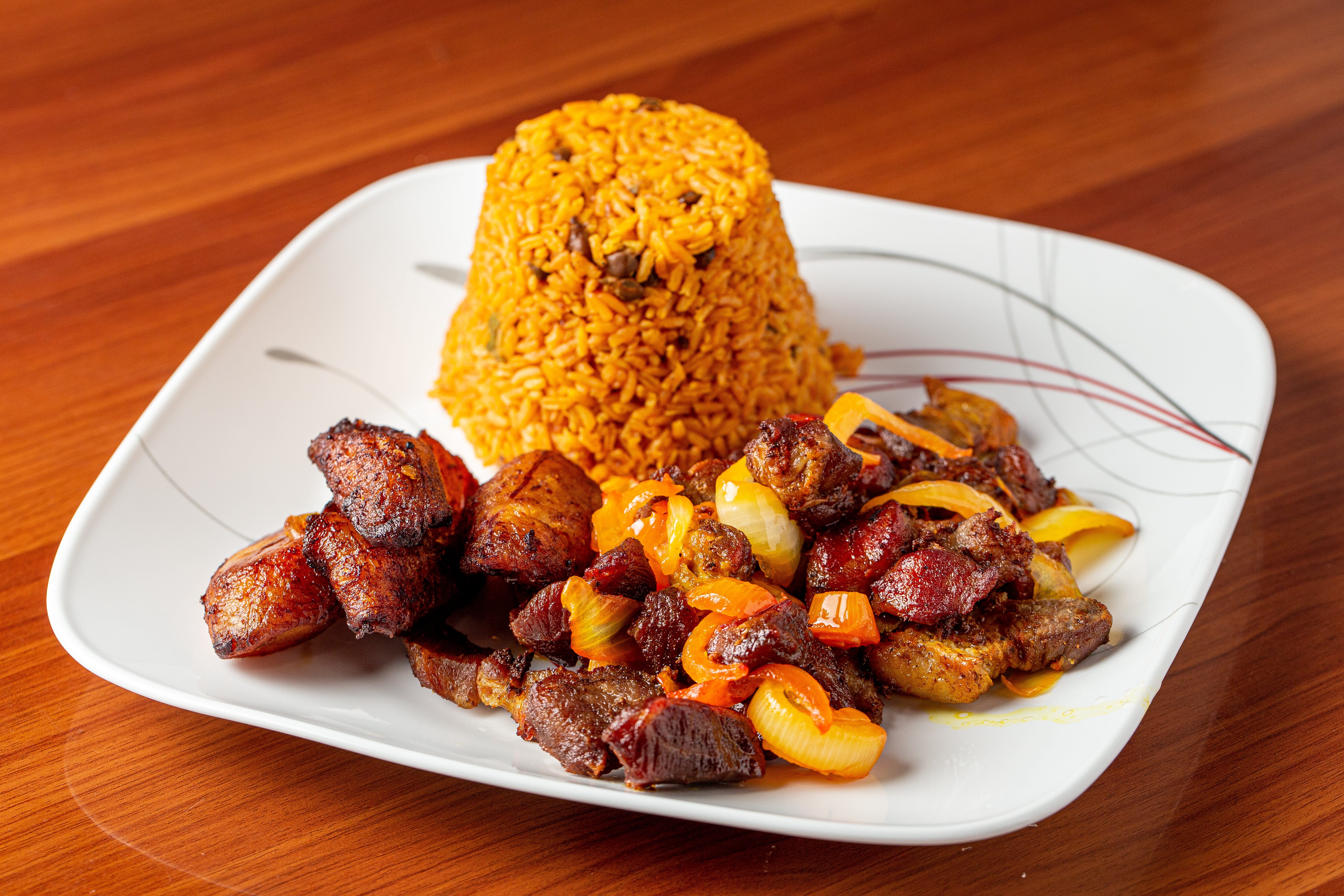 Carne Frita / Fried Pork Combo
