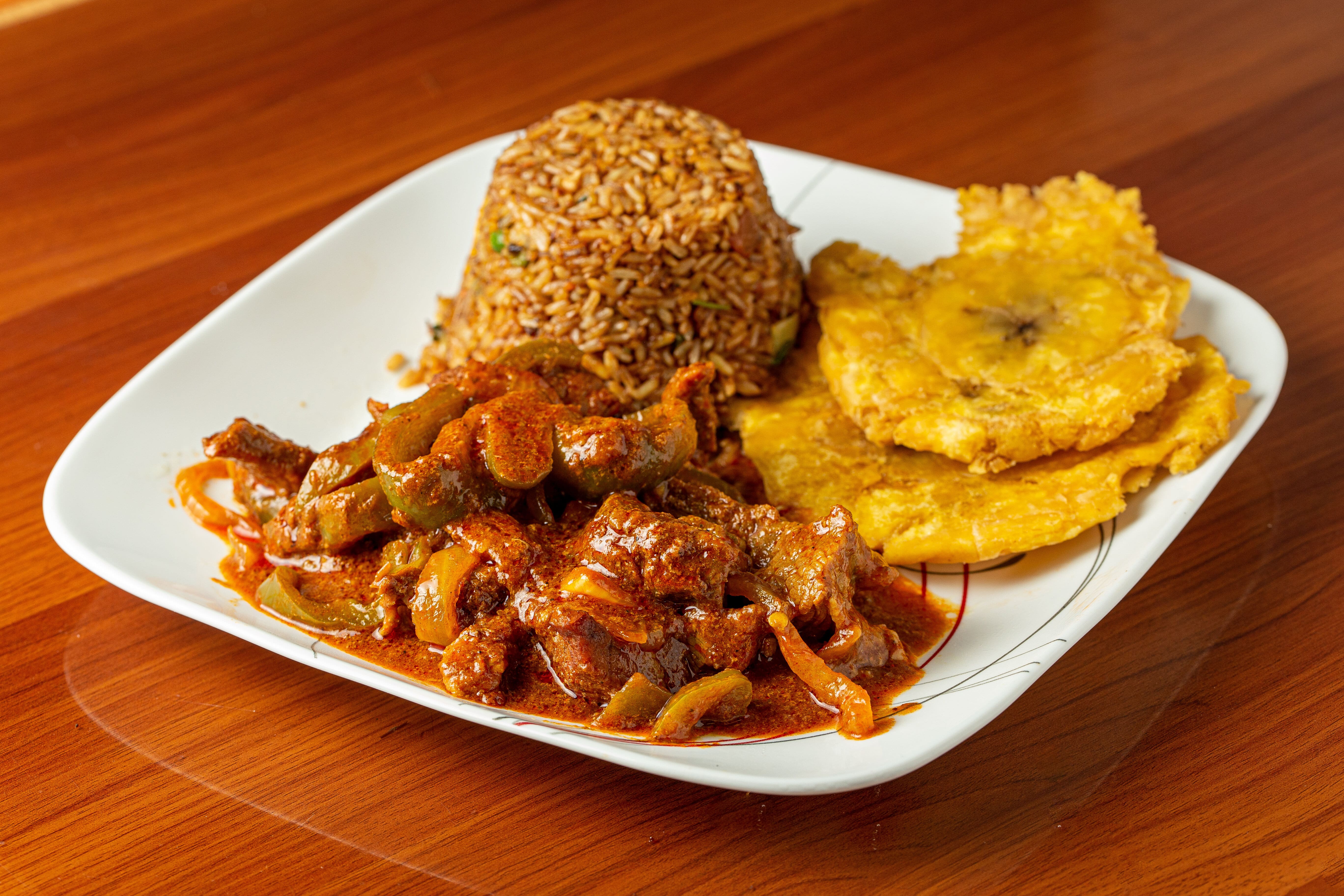 Bistec à la Pimienta / Pepper Steak Combo