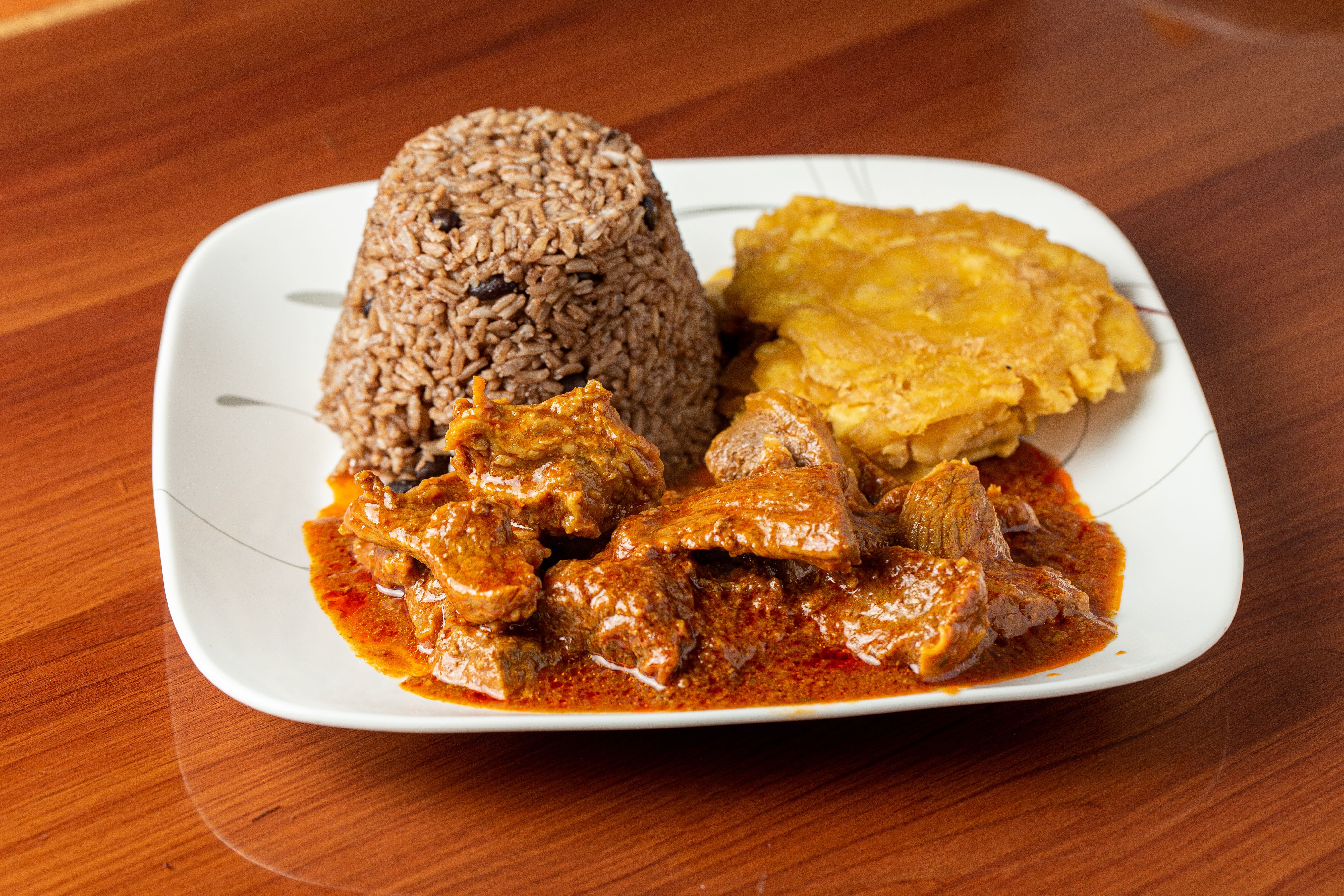 Carne Guisada / Beef Stew Combo