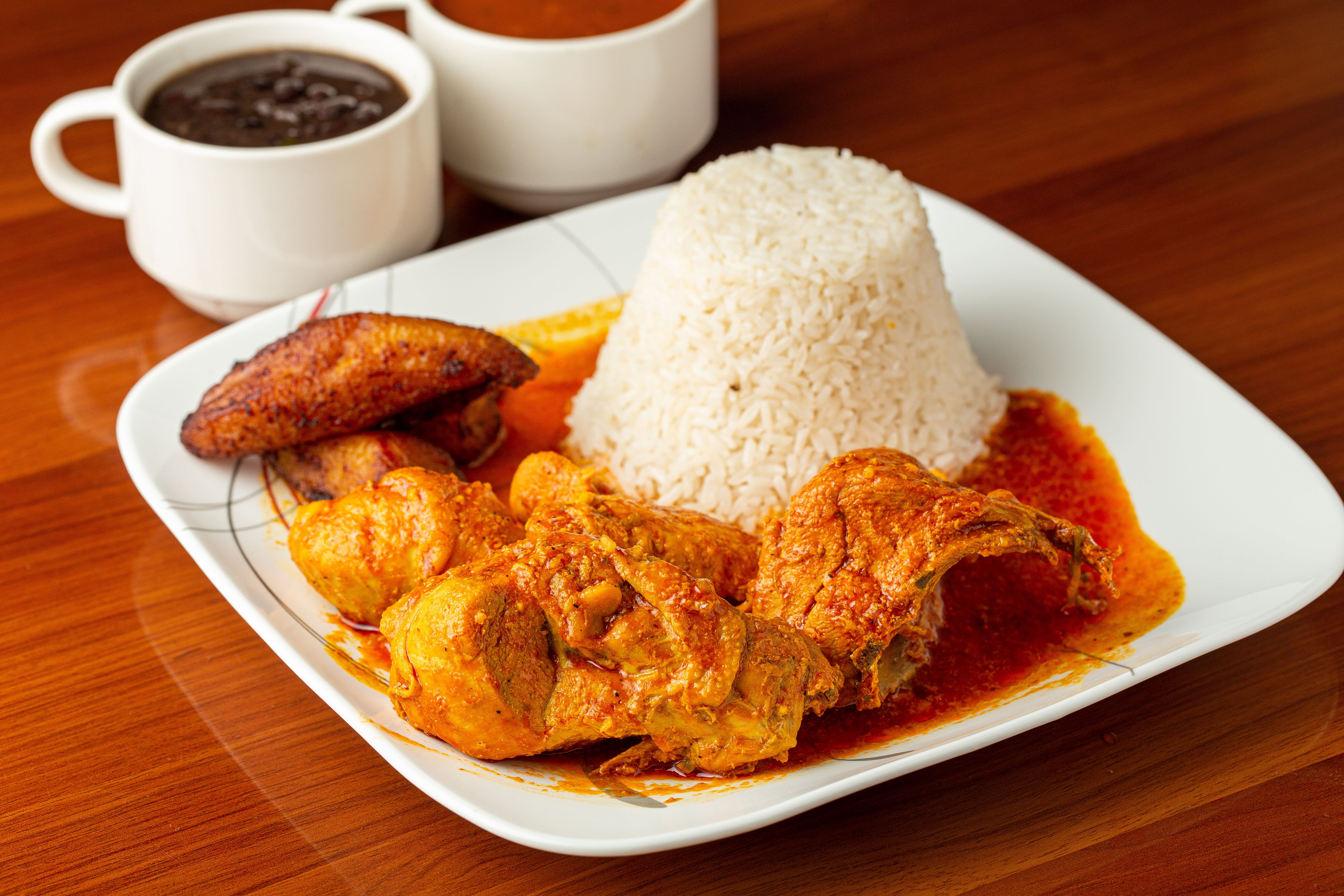 Pollo Guisado / Chicken Stew Combo