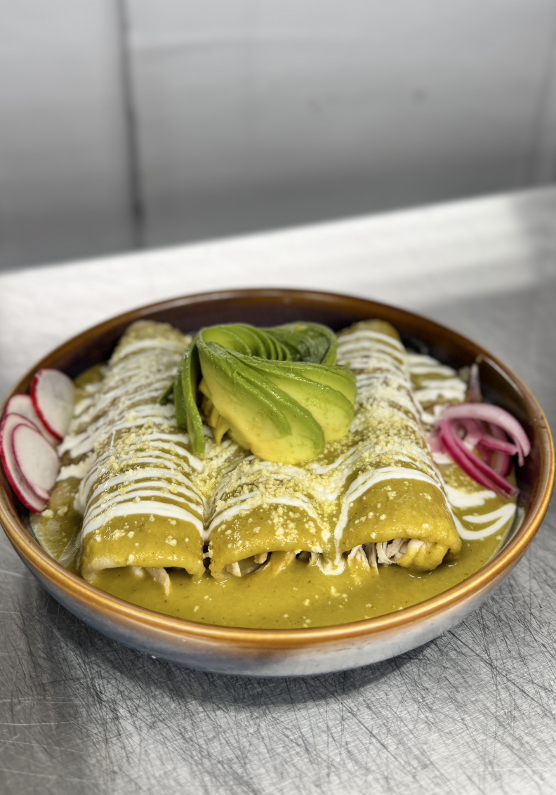 Enchiladas Verde de Pollo