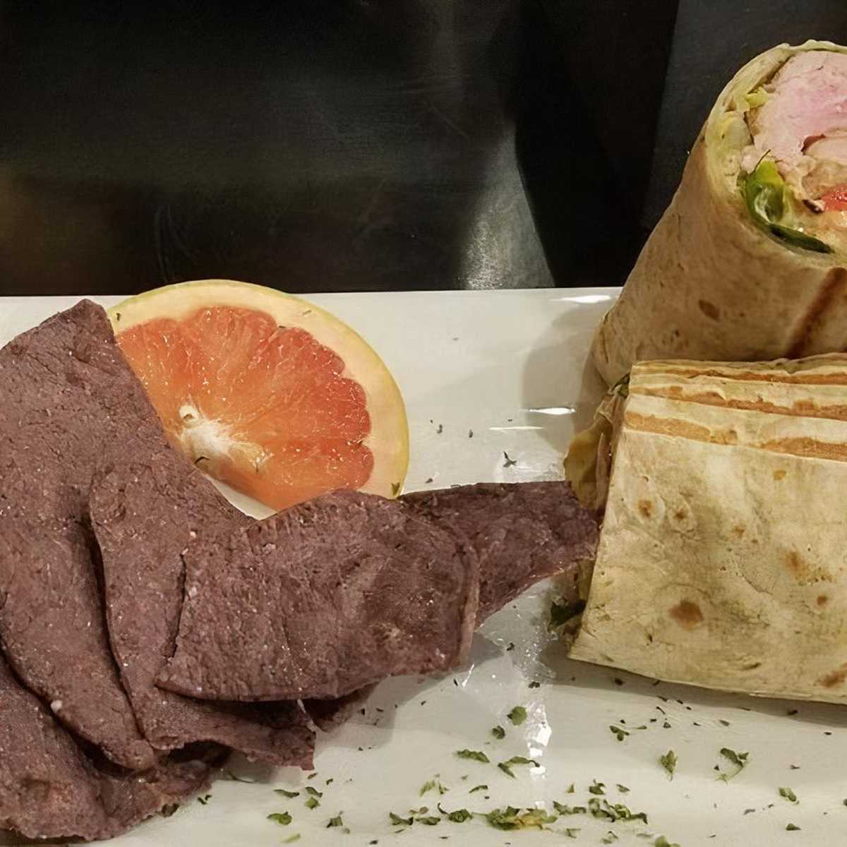 Seared Ahi Tuna Roll