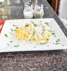 Fettuccine Alfredo