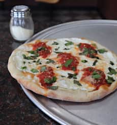 Mini Margarita Pizza