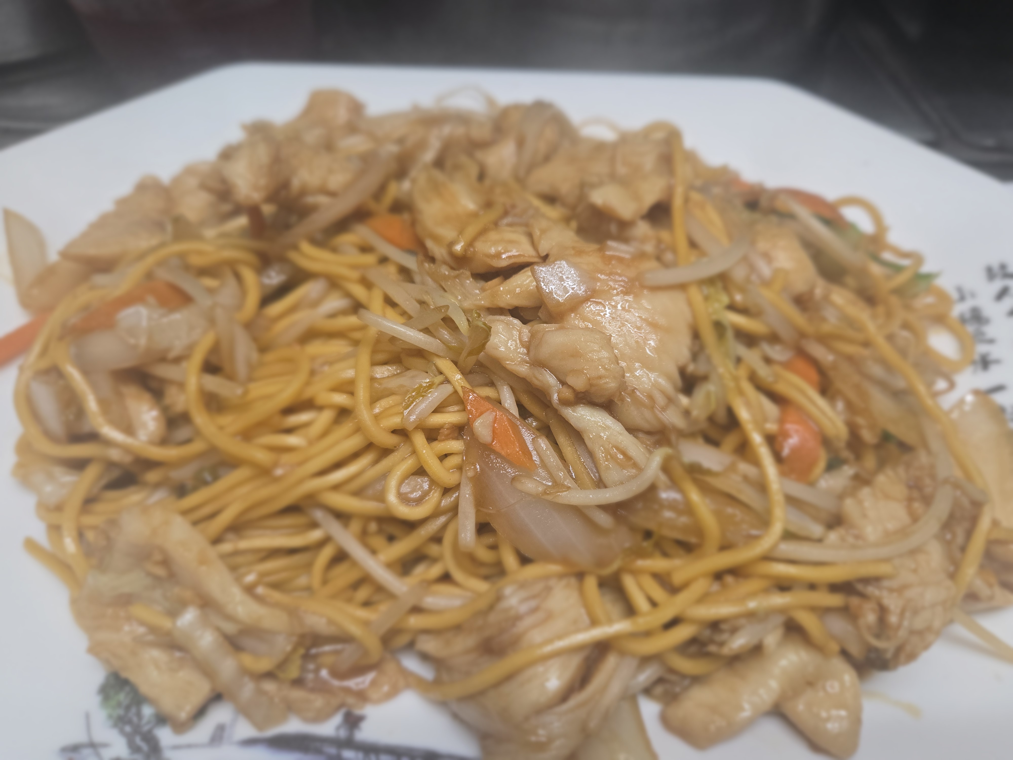 Chicken Lo Mein