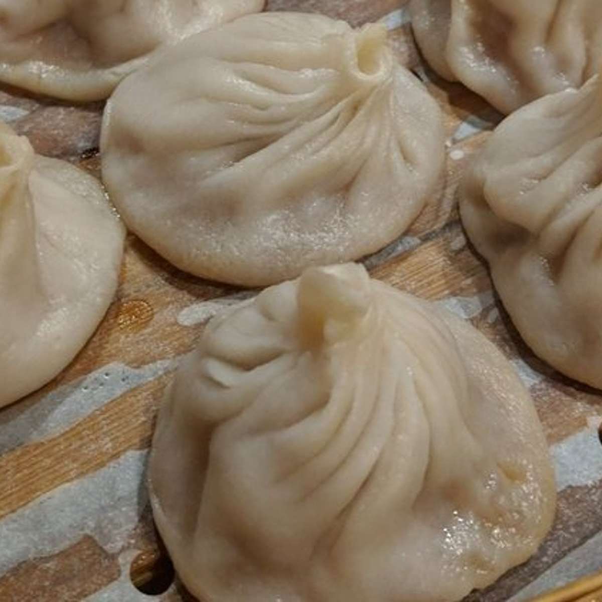 Steamed Crab Meat & Pork Soup Dumpling (3)