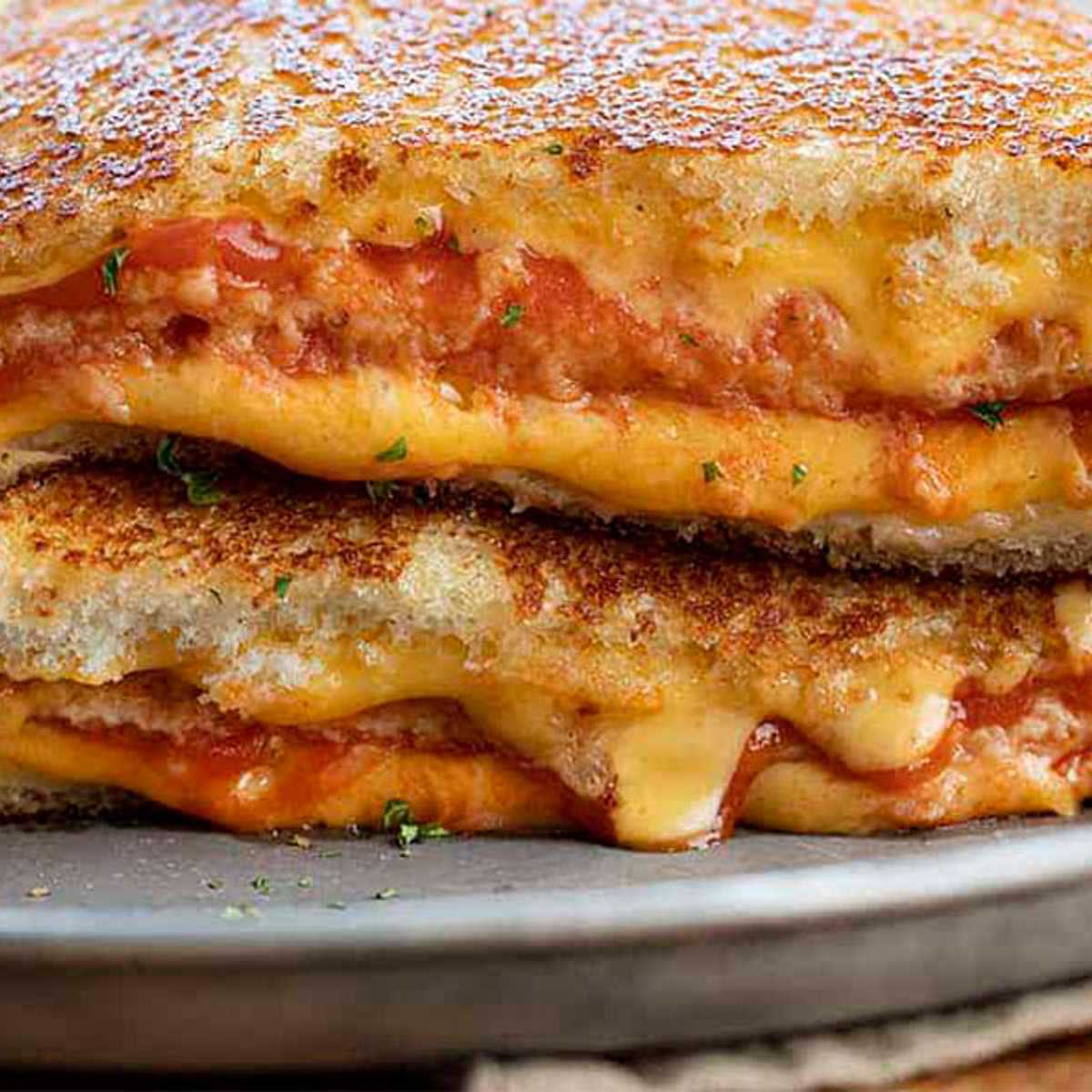 Grilled American Cheese with Tomatoes