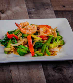 Lunch Drunken Noodle