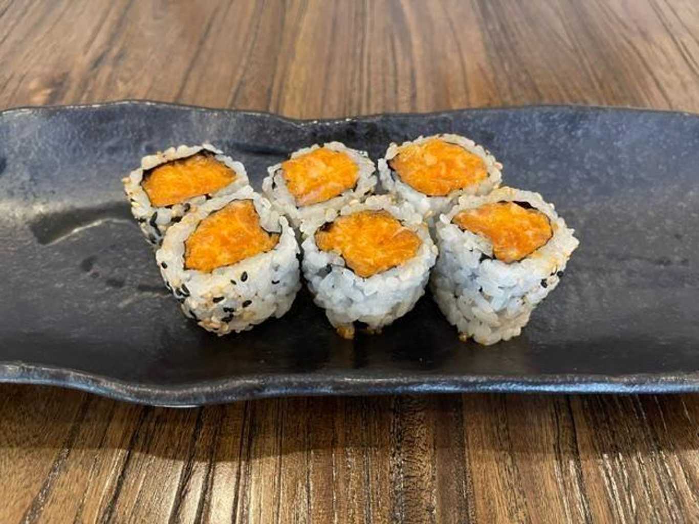 Spicy Salmon Roll