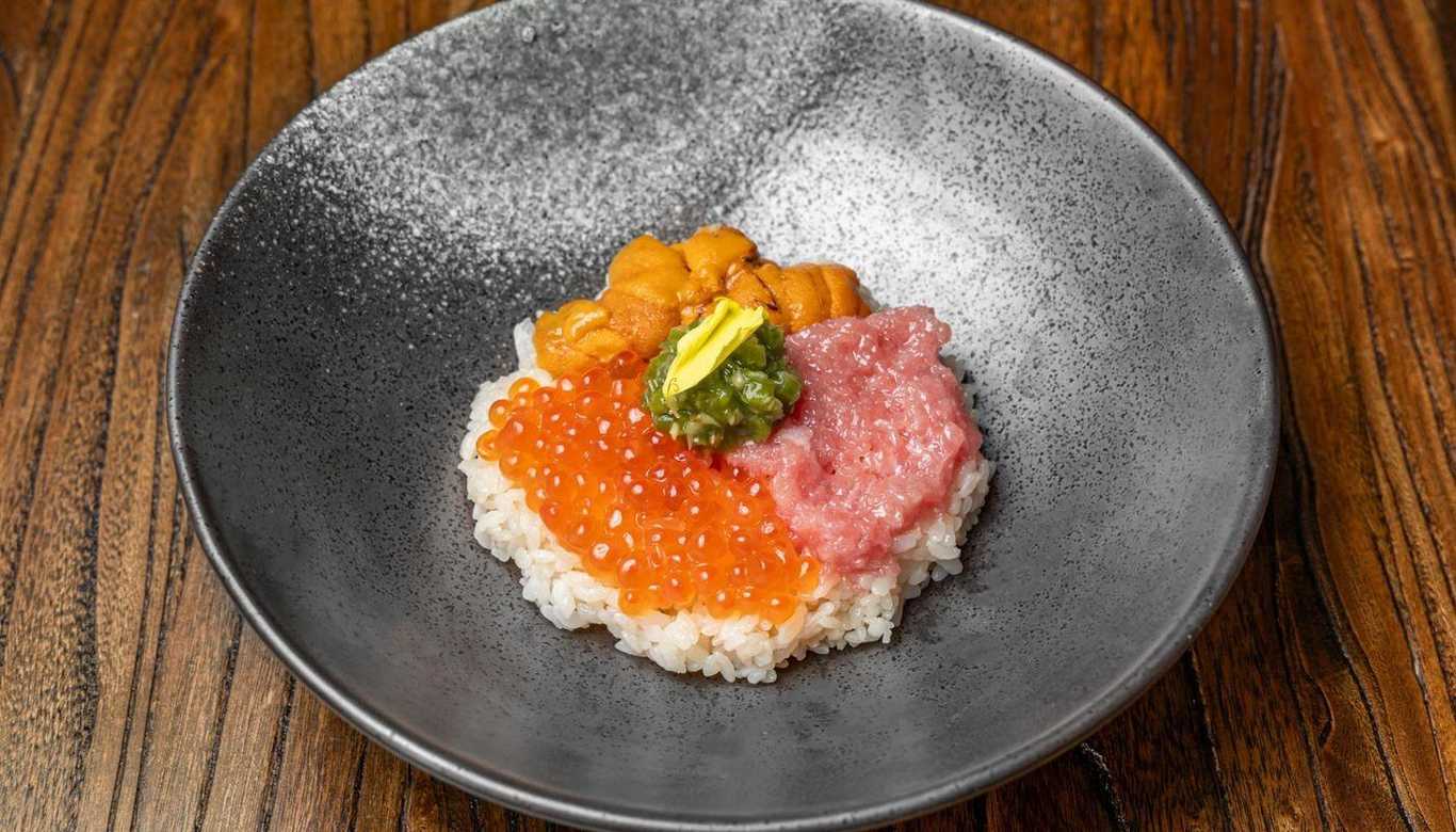 Toro & Uni & Ikura (Rice Bowl)