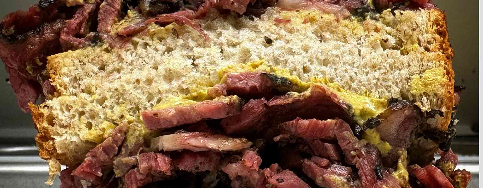 Small Pastrami Sandwich