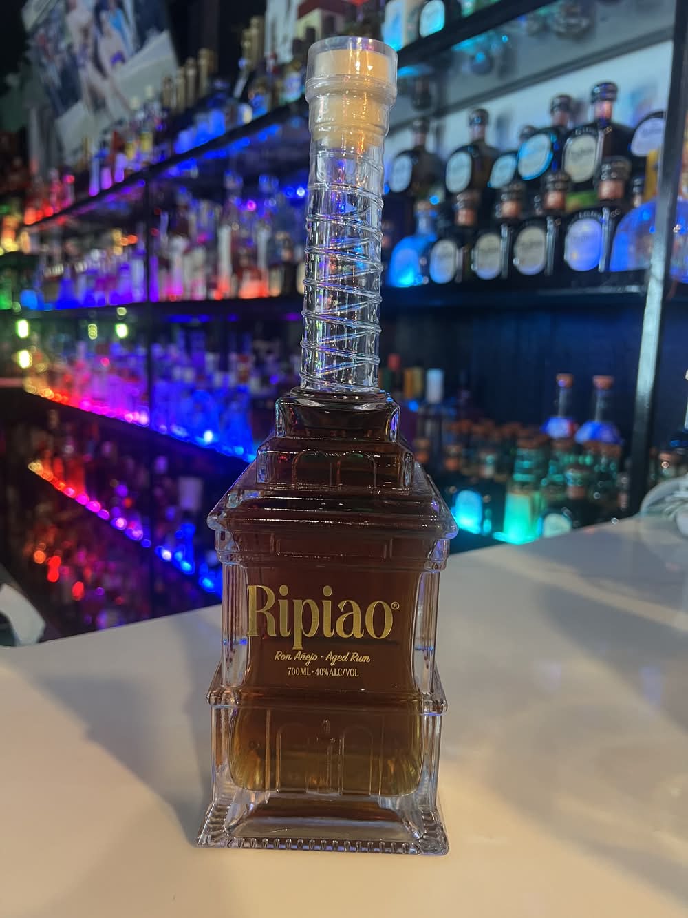 Ripiao Ron Añejo Rum 700ML