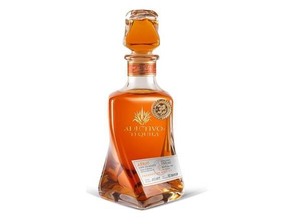 Adictivo Anejo Tequila (750 ml)