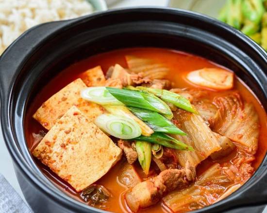 Kimchi Stew 김치찌개