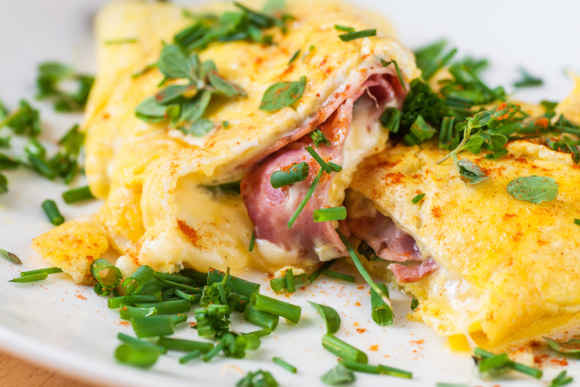 Cheddar & Bacon Omelet