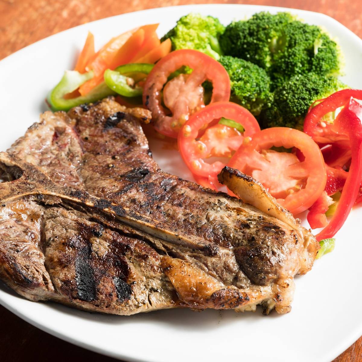 Bistec Con Hueso