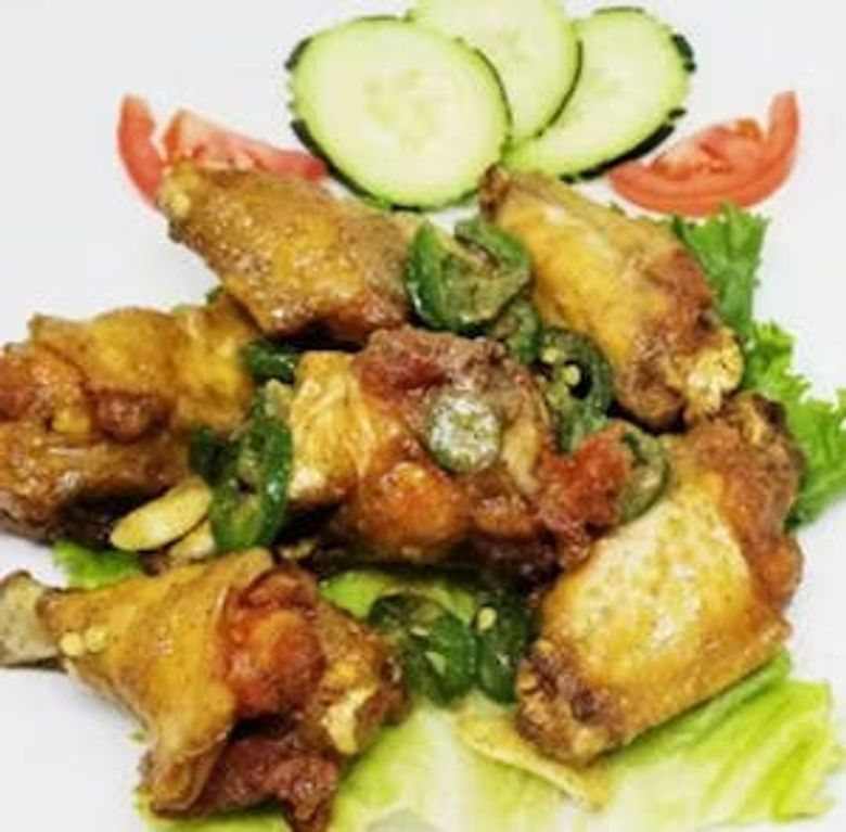 A13. Double Fried Wings (8 Canh Ga Chien Nuoc Mam)