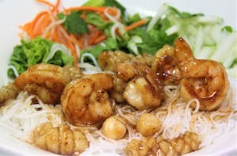 V48. Seafood: Shrimp, Scallop, Calamari (Đồ Biển)