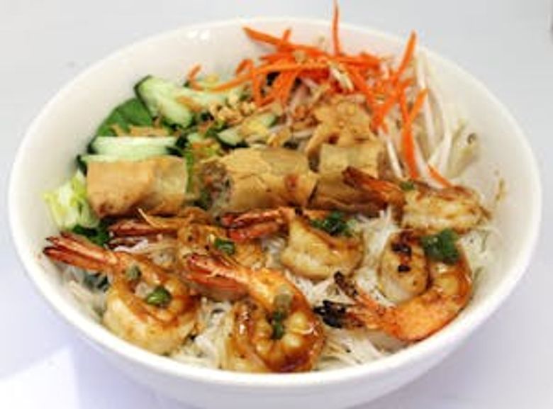 V61. Grilled Shrimp, Egg Roll (Tôm Nướng, Chả Giò)