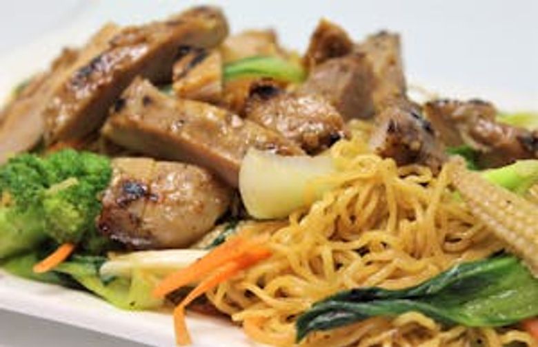 N102. Stir-Fried Grilled Chicken Dark Meat (Gà Đùi)