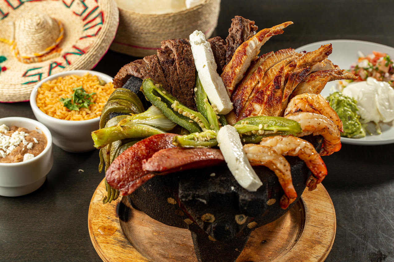 MOLCAJETE