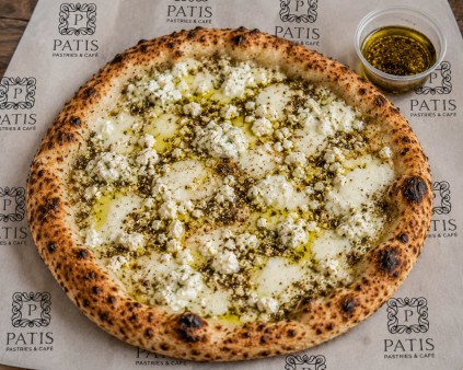 Zaatar White Pizza