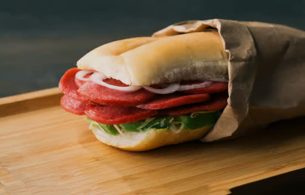 Dominicano Tres Golpes Sandwich