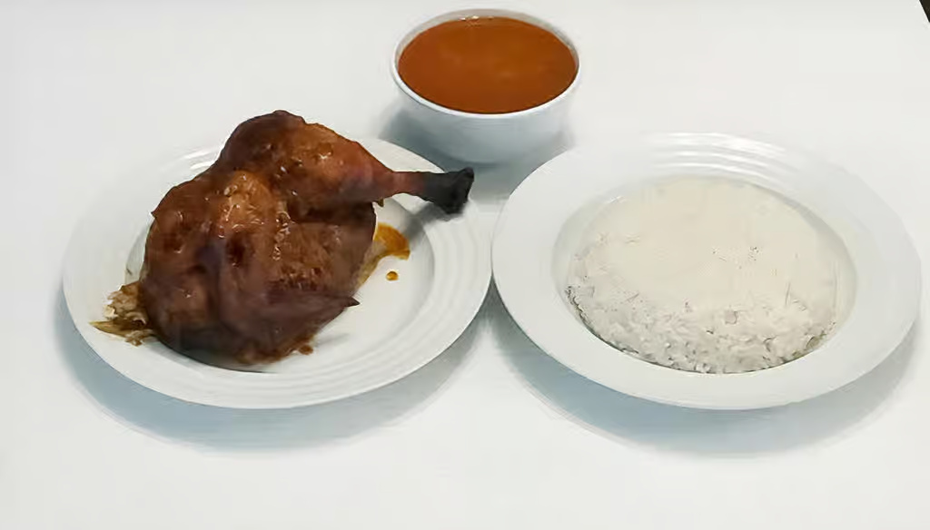 Pollo Rostizado Con Arroz y Habichuelas /Rostisserie Chicken