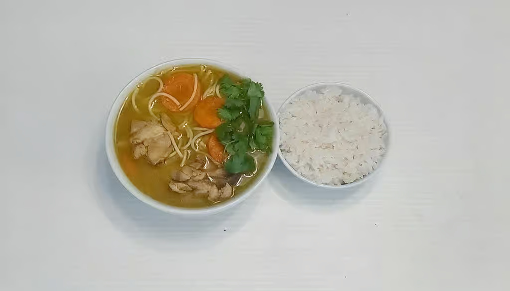 Chicken Soup/Sopa de Pollo