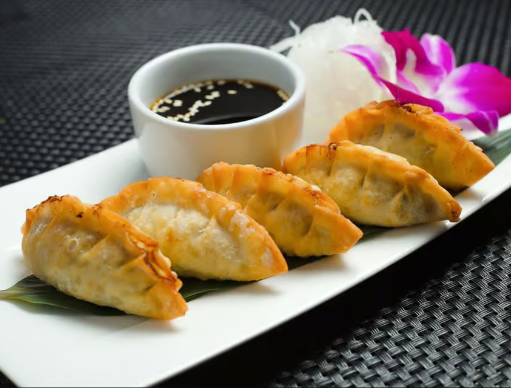 Veggie Dumpling (Fried)(6)