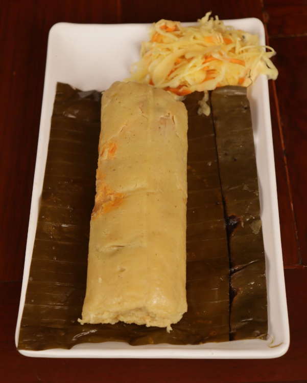 Tamalero de Gallina | Chicken Tamal Plate