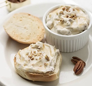 Honey Pecan Cream Cheese by the lb