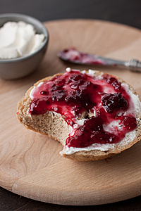 Jelly Bagel