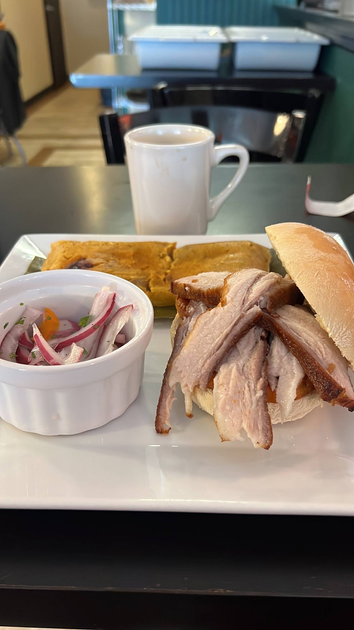 Chicharrón Sandwich