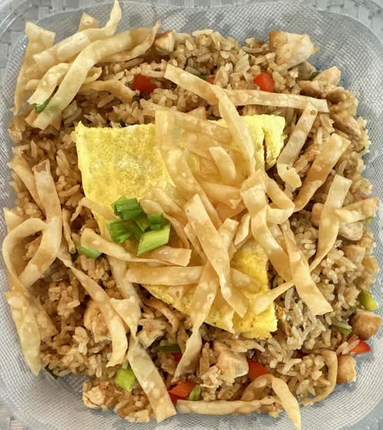 Large Chaufa De Pollo