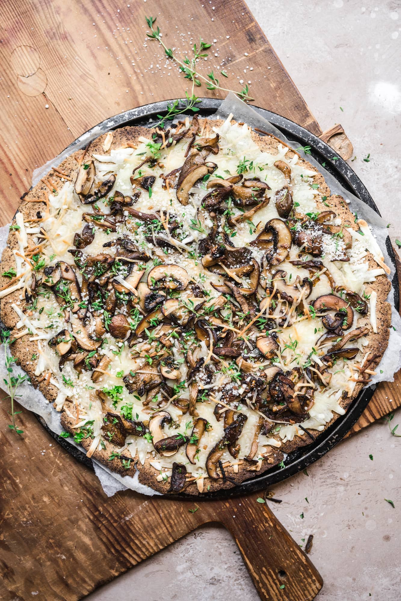 Large Vegan Cheese Pizza with Mushroom Pizza