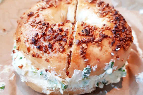 Bagel with Tofu Scallion Spread
