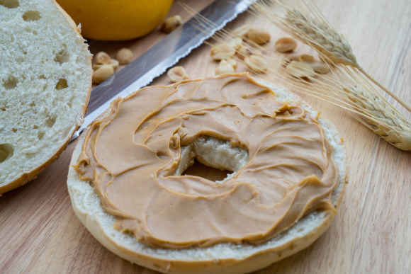 Bagel with Peanut Butter