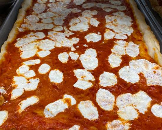 Ala Vodka Pizza
