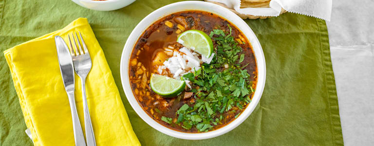 Caldo Rojo De Res Con Verduras