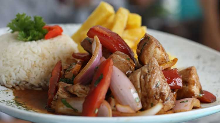 Pollo Saltado/Chicken