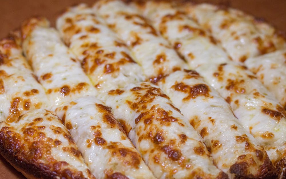 Deep Dish Garlic Bread Sticks