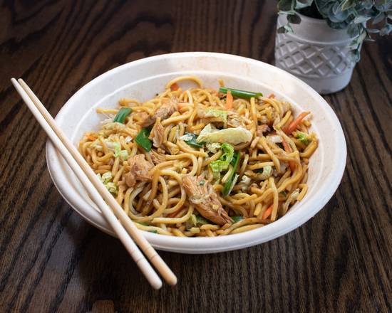 Chicken Lo Mein