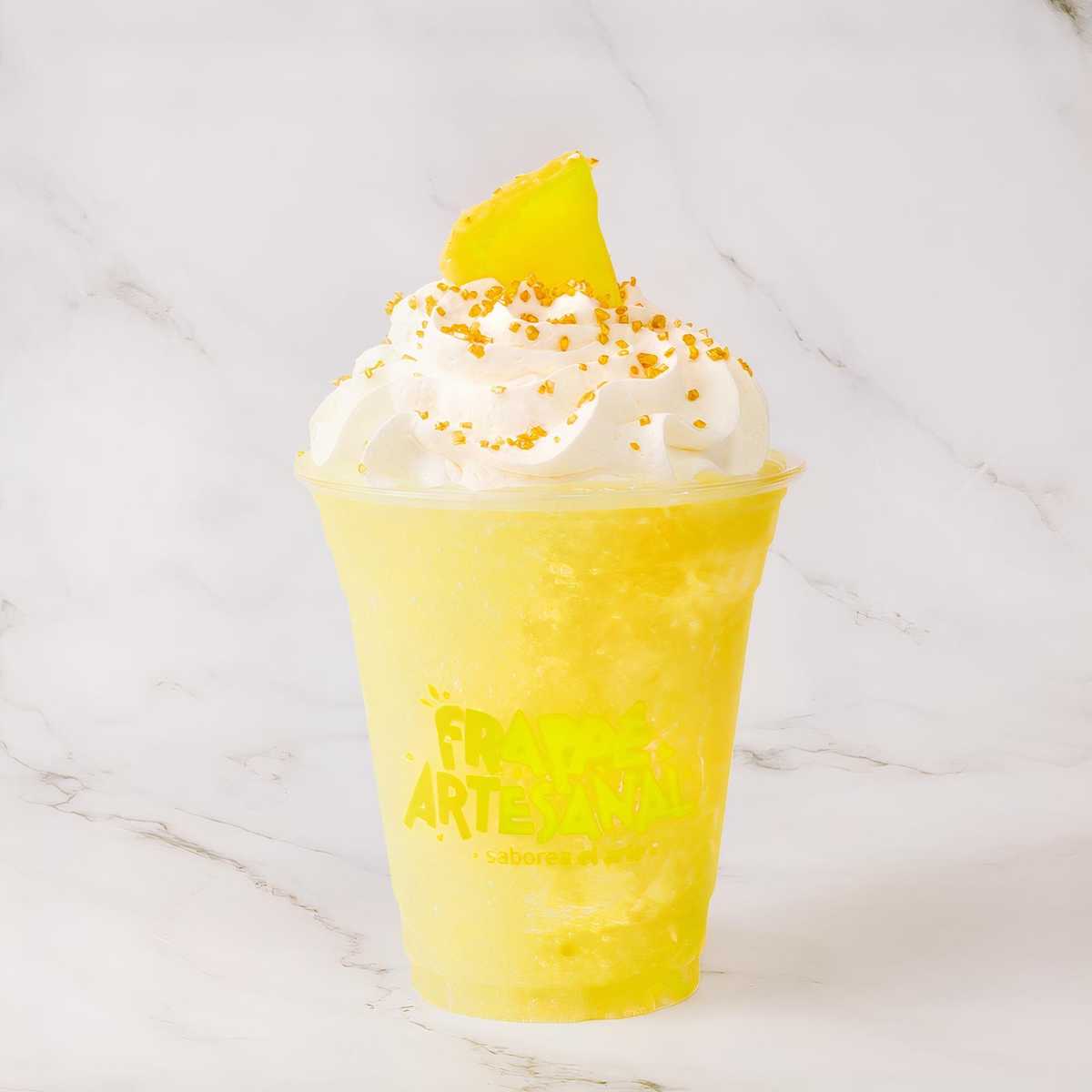 Kids Pineapple frappe piña