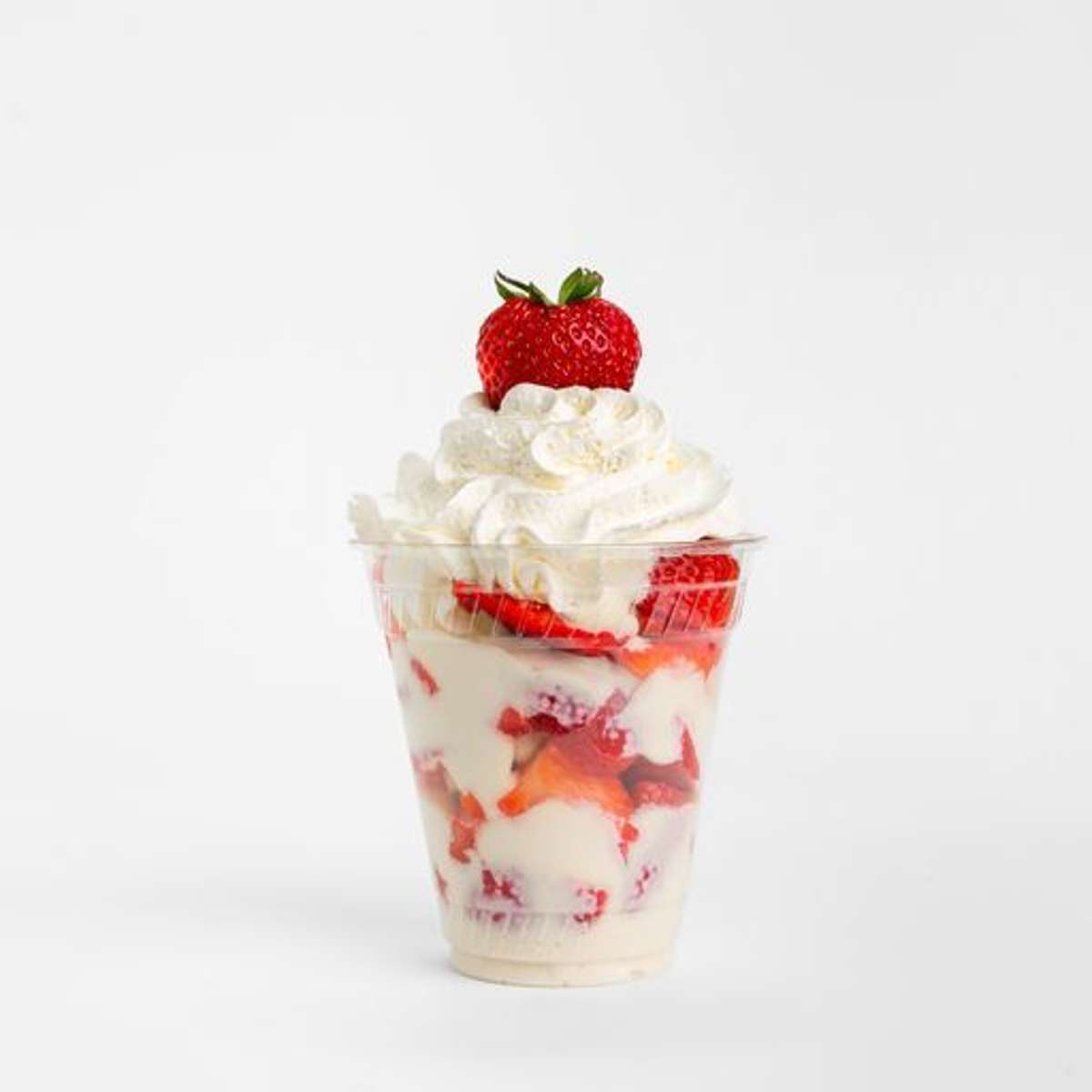 16 oz Crema Lovers (strawberries & cream)
