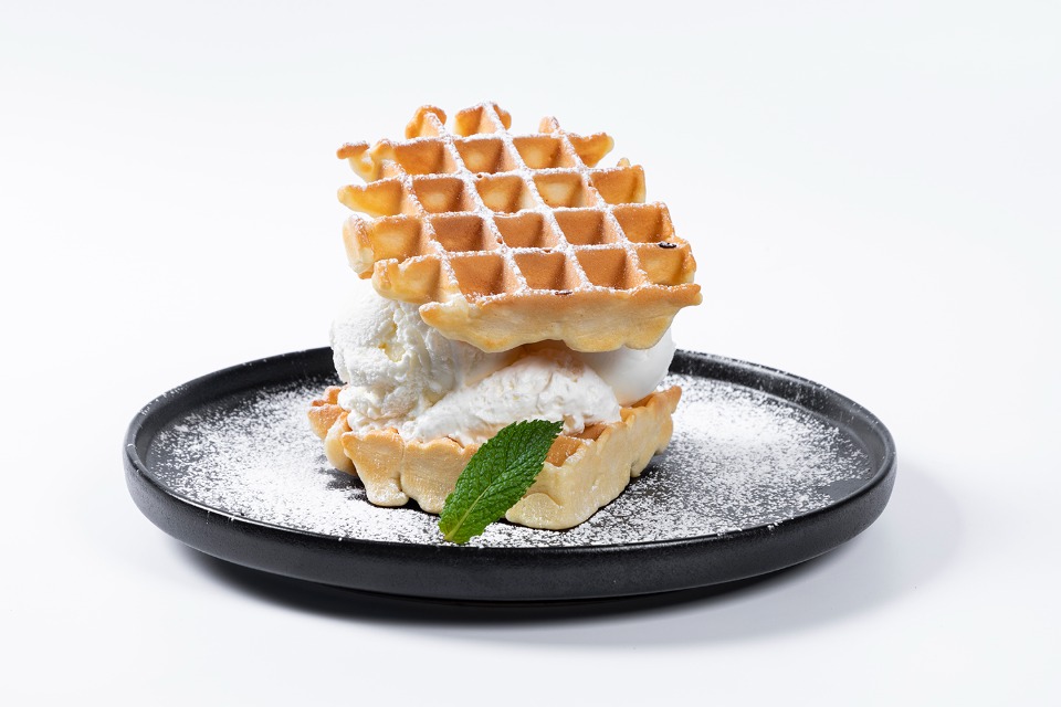 U3. Waffle Ice Cream Sandwich