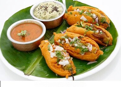 Chillibajji (or) Cut Mirchi (Vegetarian)