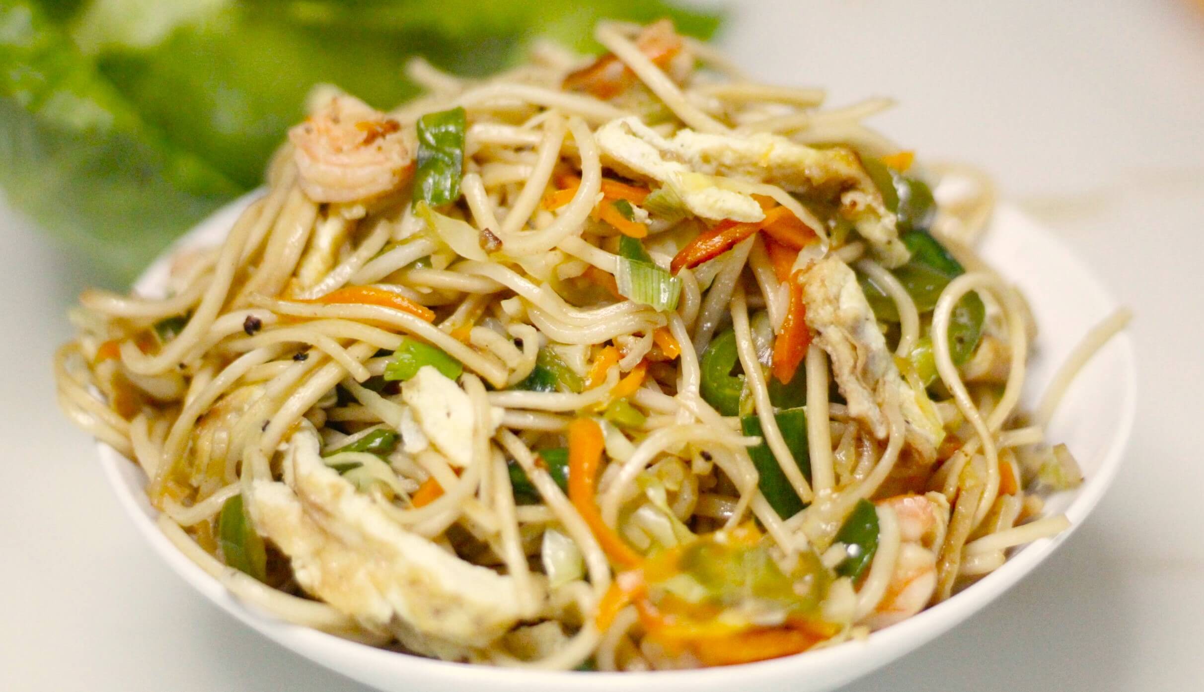 Noodles Chicken / Egg