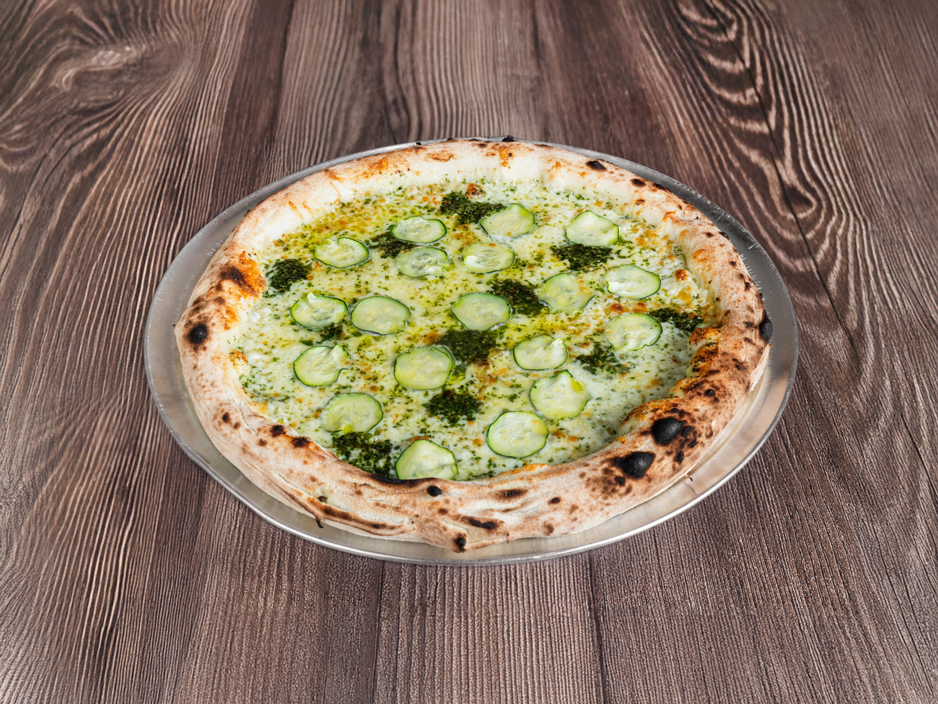 Pesto Zucchini pizza 18"